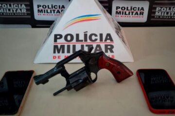 Dois itabiranos são presos no Forninho por porte ilegal de arma de fogo