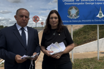 Senador e deputada vão à Papuda e constatam desespero dos presos do dia 8 de janeiro