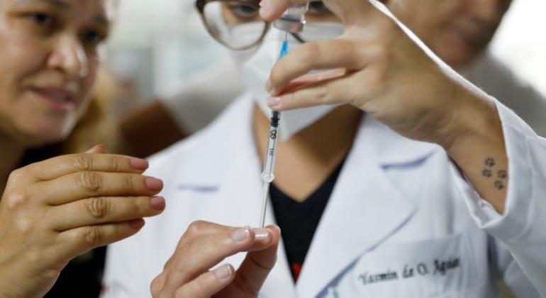 Vacinação contra a Meningite C para toda população termina nesta sexta em Belo Horizonte