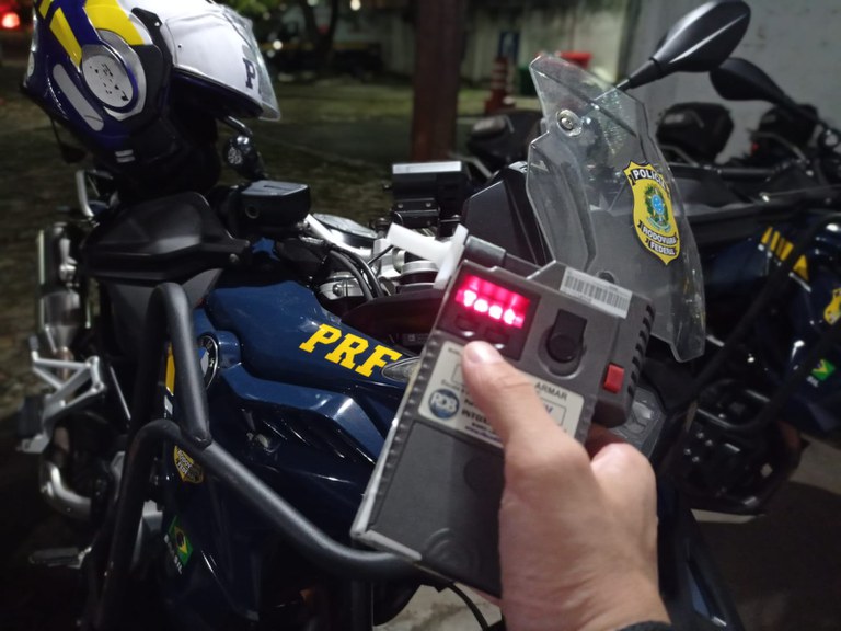 Homem é preso pela PRF com índice de embriaguez 30 vezes acima do limite permitido
