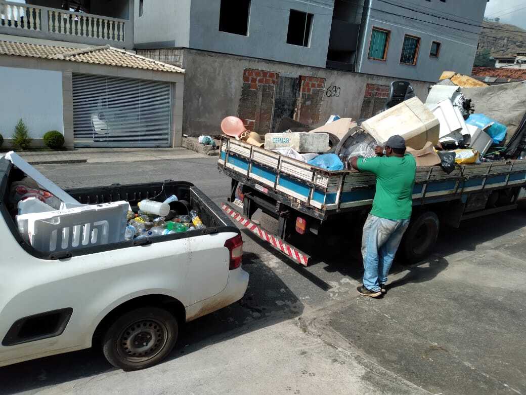 Mutirão contra Dengue recolhe cerca de três toneladas de materiais recicláveis em Monlevade