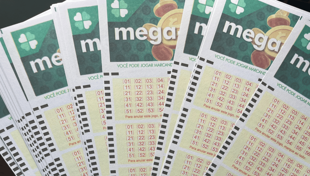 Mega-Sena acumula e prêmio vai para R$ 102 milhões