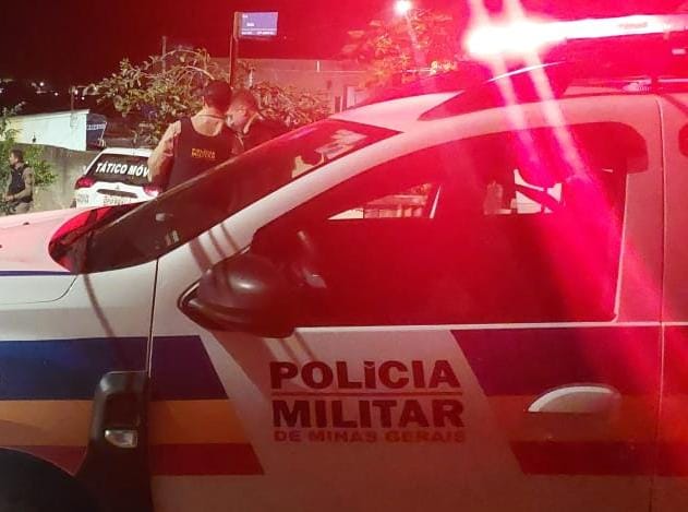 Polícia Militar prende autores de roubo em distribuidora de bebidas