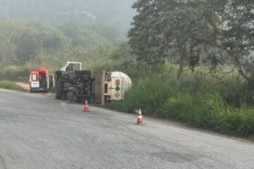 Caminhão com oxigênio tomba na localidade do Laboriaux