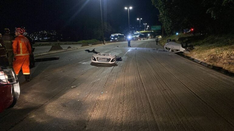 Jovem morre em acidente no Anel Rodoviário, em Belo Horizonte
