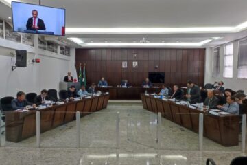 Projeto que prevê pagamento via PIX para taxas e contribuições municipais em Monlevade é aprovado