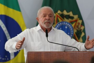 Lei da igualdade salarial entre homens e mulheres será assinada nesta segunda-feira pelo presidente Lula