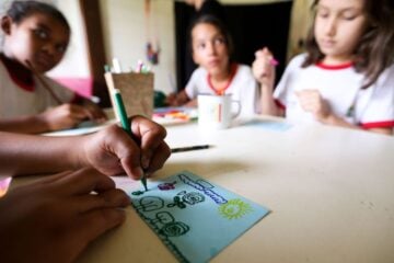 Acolhedores do programa ‘Família Acolhedora’ relatam atrasos nos pagamentos da Prefeitura de Itabira