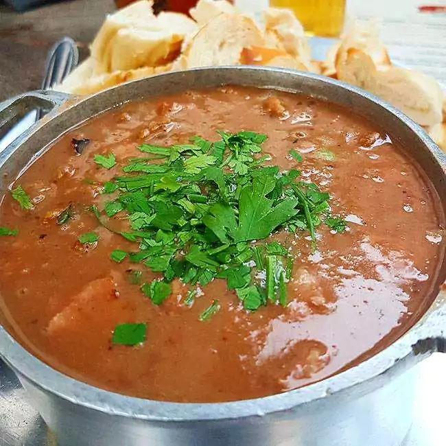 Ô tempim gostoso pra comer um caldinho de feijão! Ou mandioca? Confira a previsão