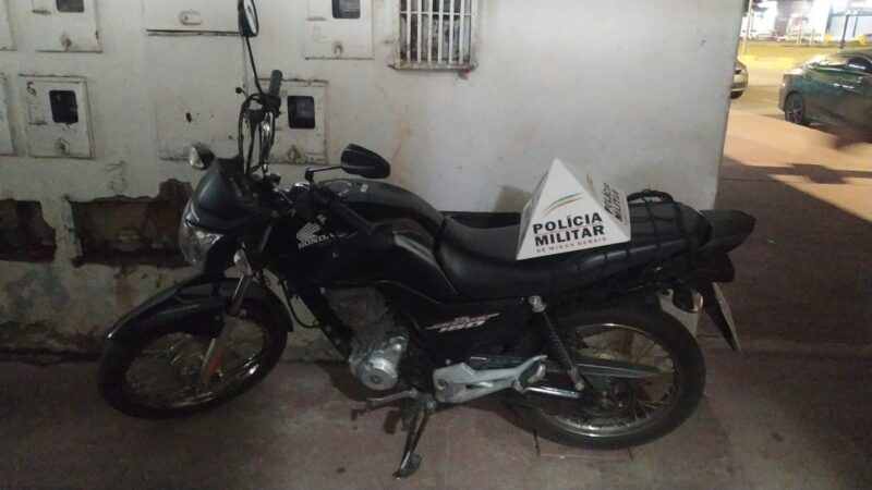 Polícia Militar prende autor de furto e recupera motocicleta no Centro de Itabira 