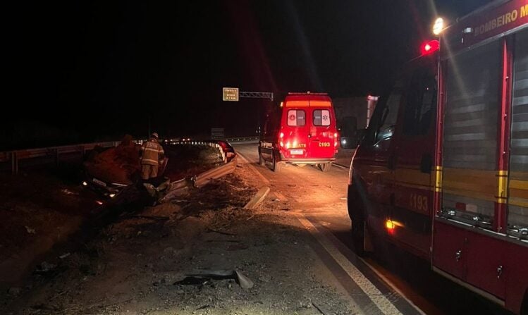 Capotamento deixa cinco feridos na BR-381, em Bom Jesus do Amparo
