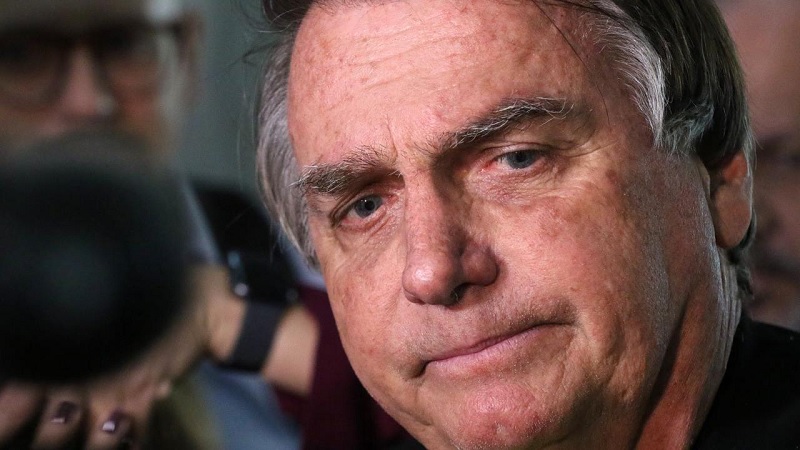 Moraes mantém Bolsonaro inelegível até 2030 por atacar urnas diante de diplomatas