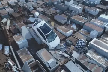 Ciclone no RS: bebê é um dos mortos; carro vai parar em cemitério no interior