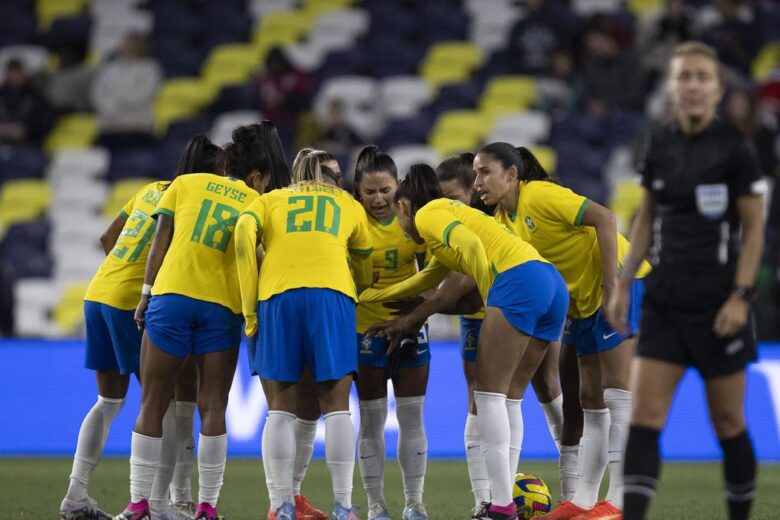 Seleção feminina de futebol é convocada para a Copa do Mundo; confira a lista