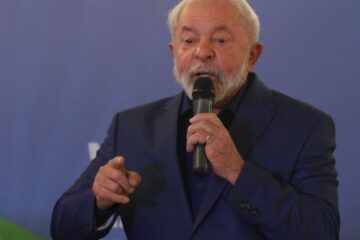 Governo federal não divulga gastos de Lula em viagens