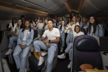 Seleção Brasileira Feminina embarca para a Austrália para disputa da Copa do Mundo