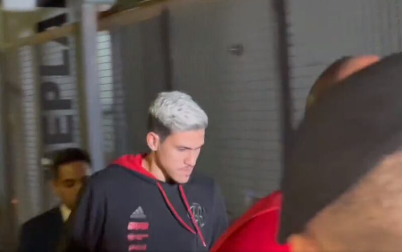 Após levar soco de preparador físico, Pedro presta queixa e manifesta sobre o caso: ‘Covardia’
