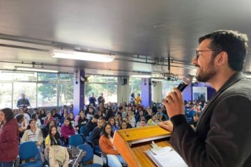 Funcesi realiza Simpósio para debater temas da juventude com alunos do 8º e 9º ano
