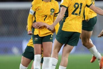 Anfitriãs vencem jogos de estreia na Copa do Mundo Feminina
