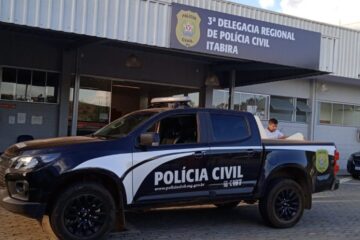 Mulher é presa por coagir a filha para que não denunciasse estupro