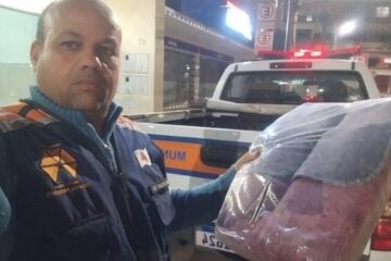 Assistência Social e Defesa Civil entregam cobertores a pessoas em situação de rua em Monlevade
