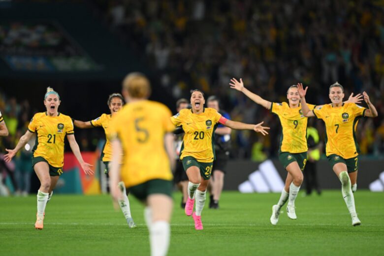 Austrália e Inglaterra se classificam para as semifinais da Copa do Mundo Feminina