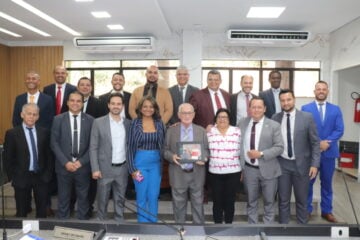 Câmara homenageia “Zé Celso”, vereador mais longevo de Itabira