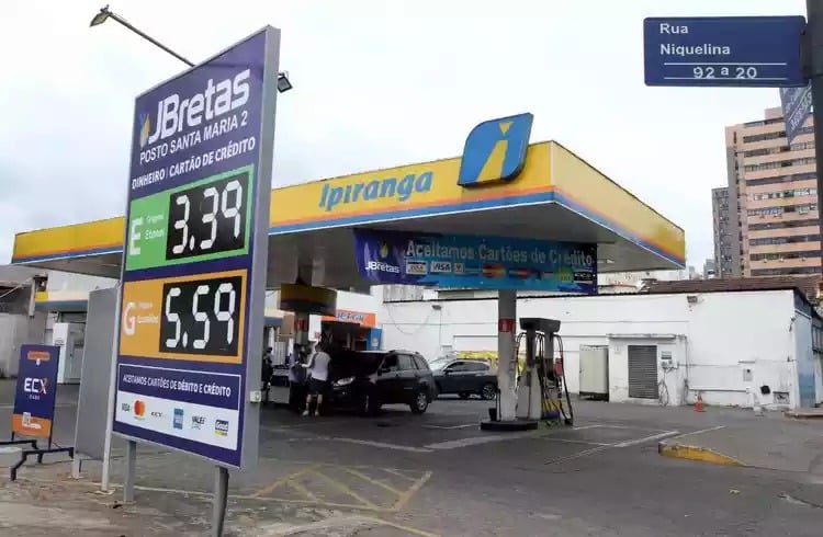 Belo Horizonte já registra aumento no preço da gasolina e assusta motoristas