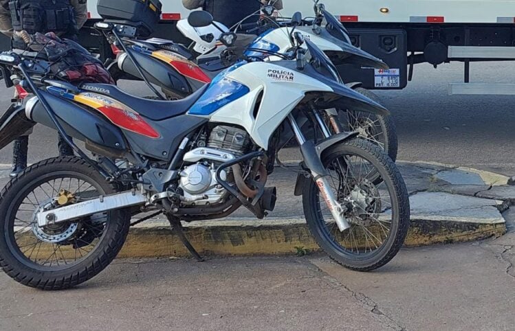 Dupla suspeita de tráfico de drogas é presa em Itabira
