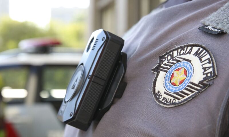 Mulher é presa em flagrante suspeita de matar e esquartejar a filha de 8 anos 