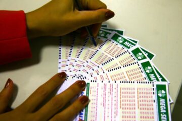 Sem ganhadores, Mega-Sena acumula e prêmio chega a R$ 55 milhões no próximo sorteio