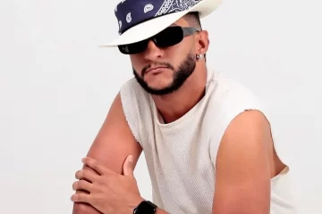 Serginho Porradão, MC de brega funk, morre aos 29 após tentar separar confusão em festa