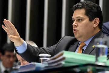 Davi Alcolumbre dá sequência à PEC que fixa mandato de 8 anos no STF