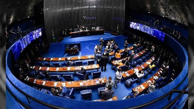 PEC da Anistia aos partidos políticos deverá ser votada nesta terça-feira