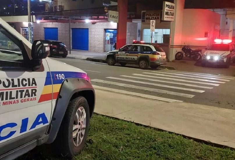 Denúncia resulta na apreensão de arma e droga em Itabira