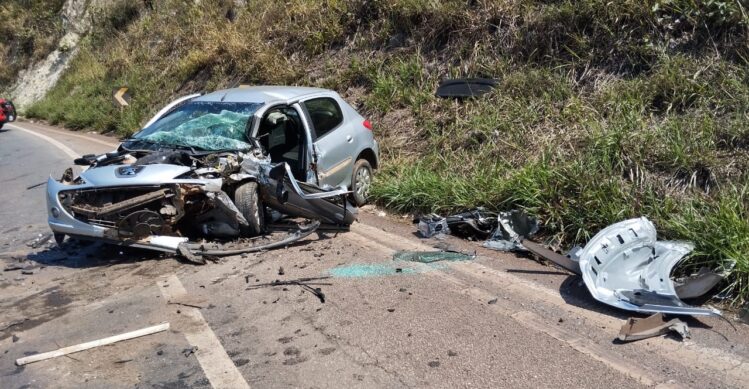 Criança morre em acidente na manhã deste domingo na BR-381