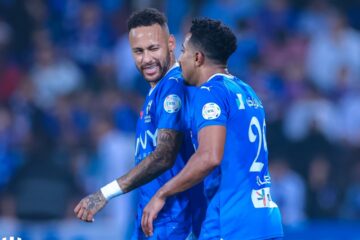 Neymar participa de quatro gols em estreia pelo Al-Hilal e deixa companheiro bater pênalti