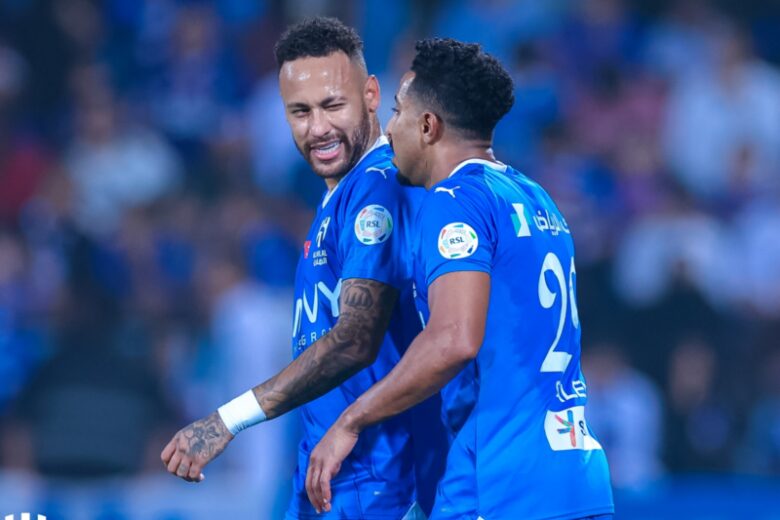Neymar participa de quatro gols em estreia pelo Al-Hilal e deixa companheiro bater pênalti