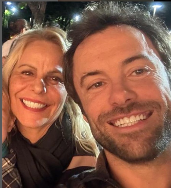 Mãe de Kayky Brito celebra alta do filho: “ganhou uma nova vida”