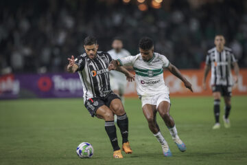 Visando o G-6, Galo recebe Coritiba; Caraça FM transmite a partida