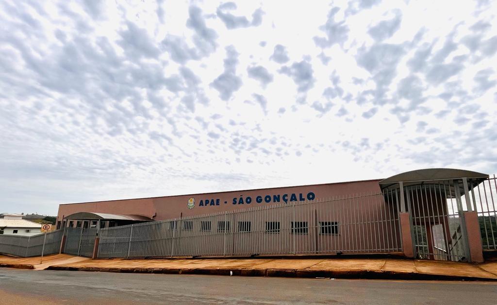Prefeitura de São Gonçalo firma convênio com Apae para atendimento a diagnosticados com Transtornos e Síndromes