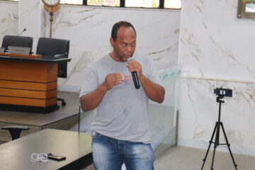 Presidente do sindicato dos servidores, Auro Gonzaga demonstra receio com desmembramento do plano