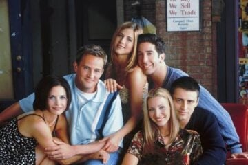 “Absolutamente devastados”, elenco de “Friends” se pronuncia pela primeira vez após morte de Matthew Perry
