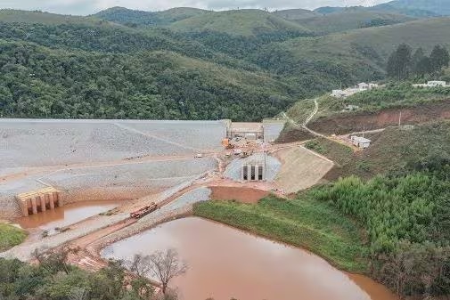 Barragem em Nova Lima, na Grande BH, tem nível de emergência reduzido