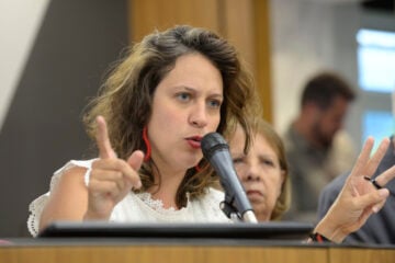 PSOL anuncia deputada Bella Gonçalves como pré-candidata à prefeitura de BH