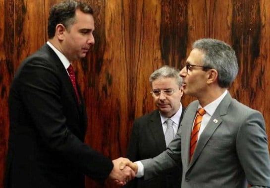 Governador Romeu Zema recorre a Pacheco para negociar dívida de Minas Gerais