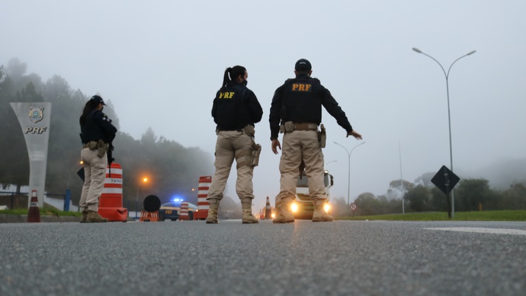 Polícia Rodoviária Federal encerra Operação Finados 2023 com redução de 10,3% no número de acidentes