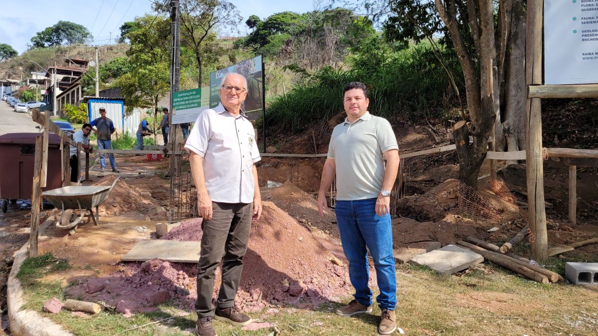 Pórticos do Parque do Areão em João Monlevade começam a ser construídos