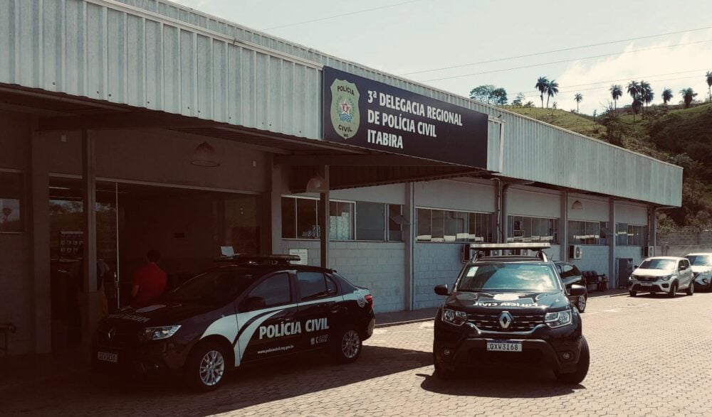 Professor é indiciado por assédio sexual contra alunas em Itabira
