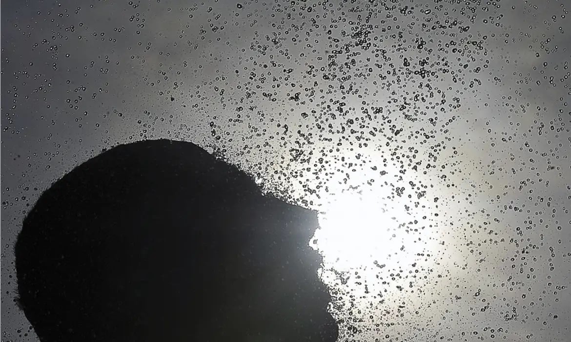 Pode guardar o casaco! Nova onda de calor é esperada nesse fim de semana